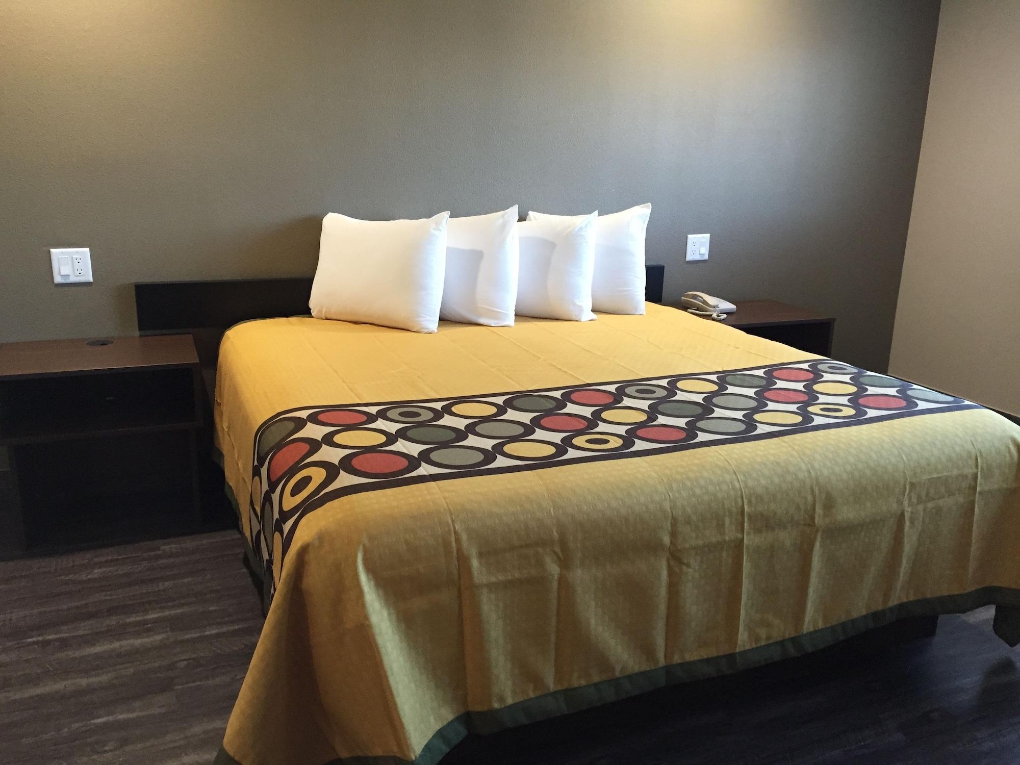 Super 8 By Wyndham National City Chula Vista Экстерьер фото
