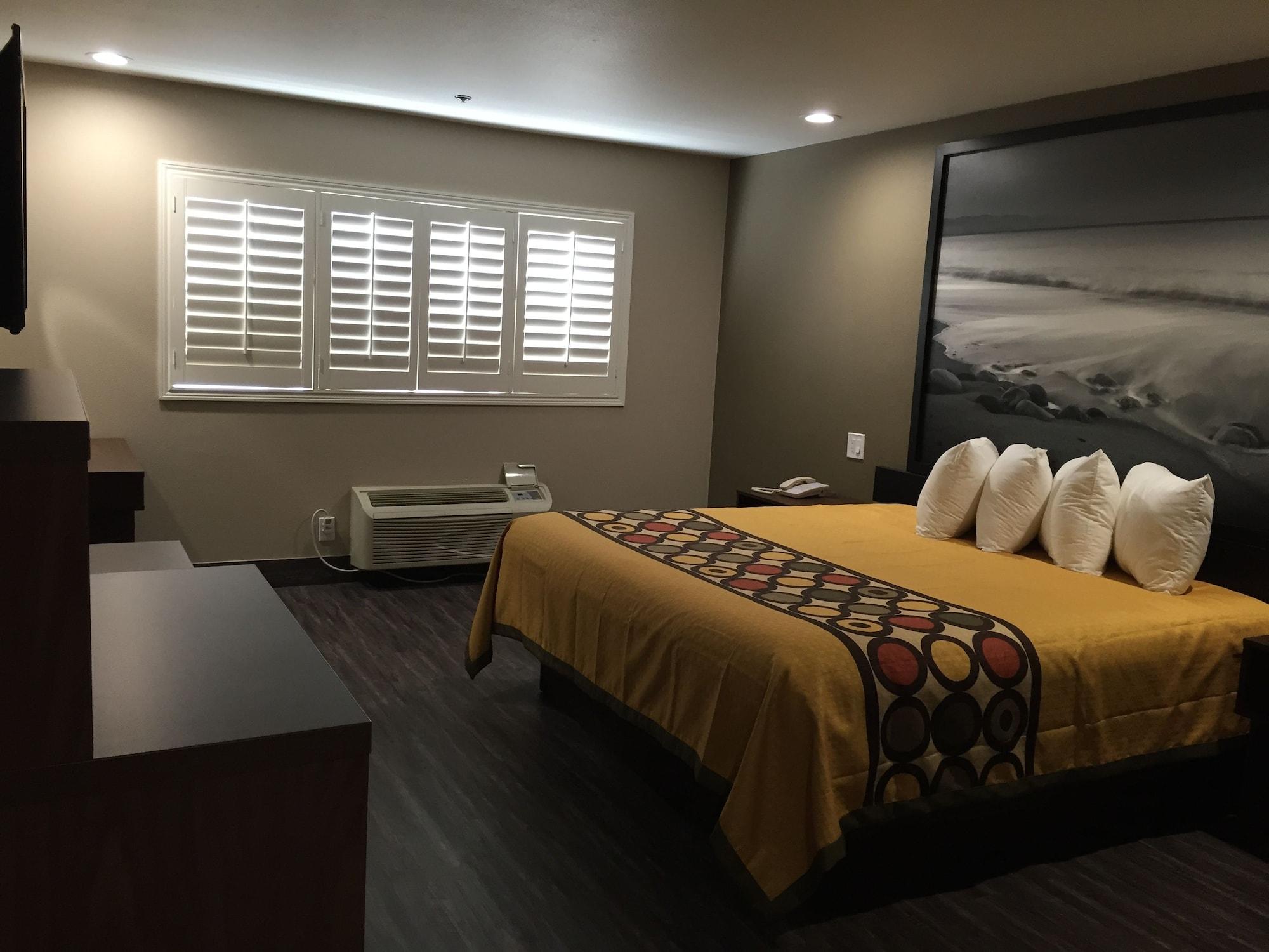 Super 8 By Wyndham National City Chula Vista Экстерьер фото