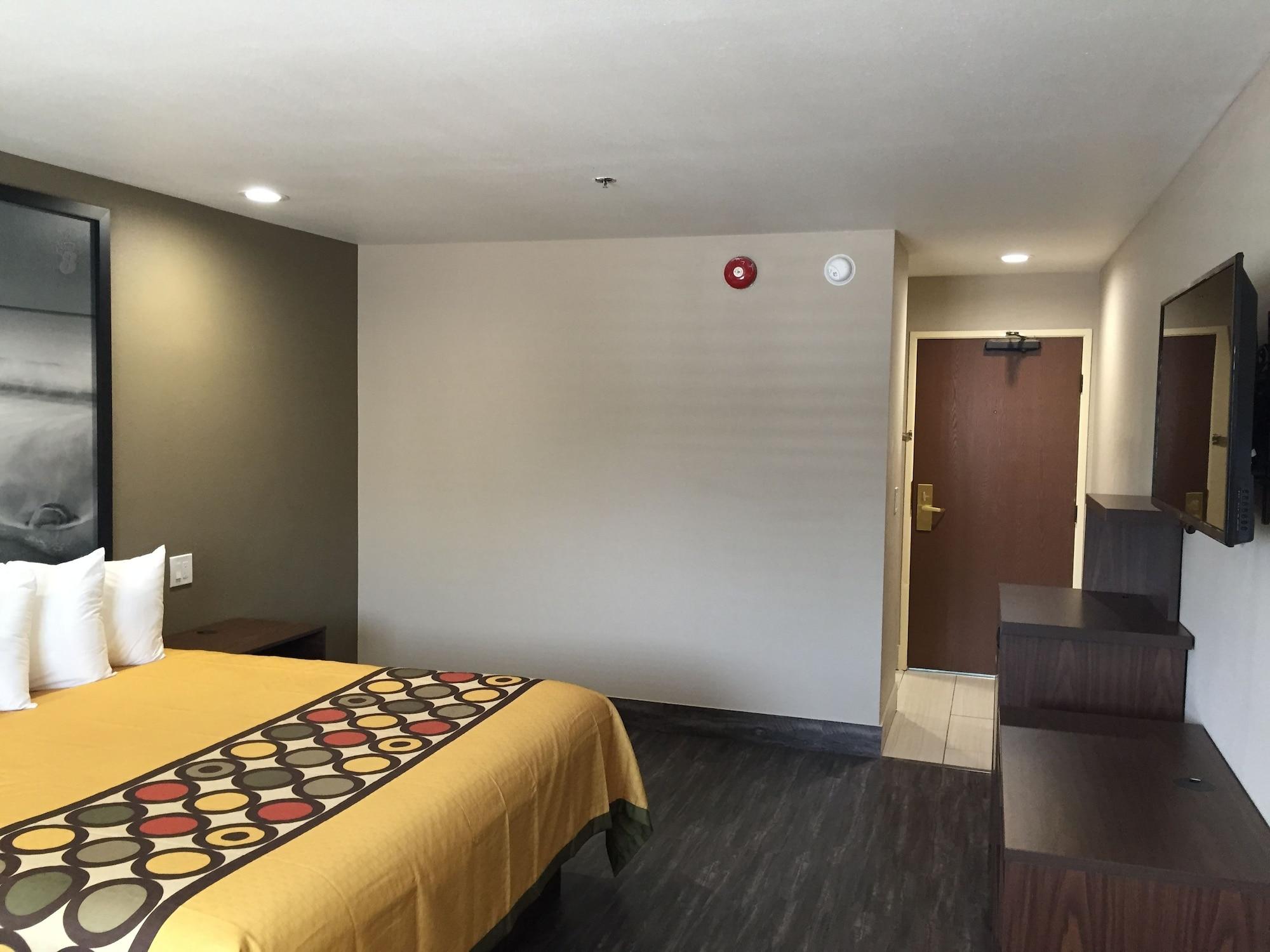 Super 8 By Wyndham National City Chula Vista Экстерьер фото