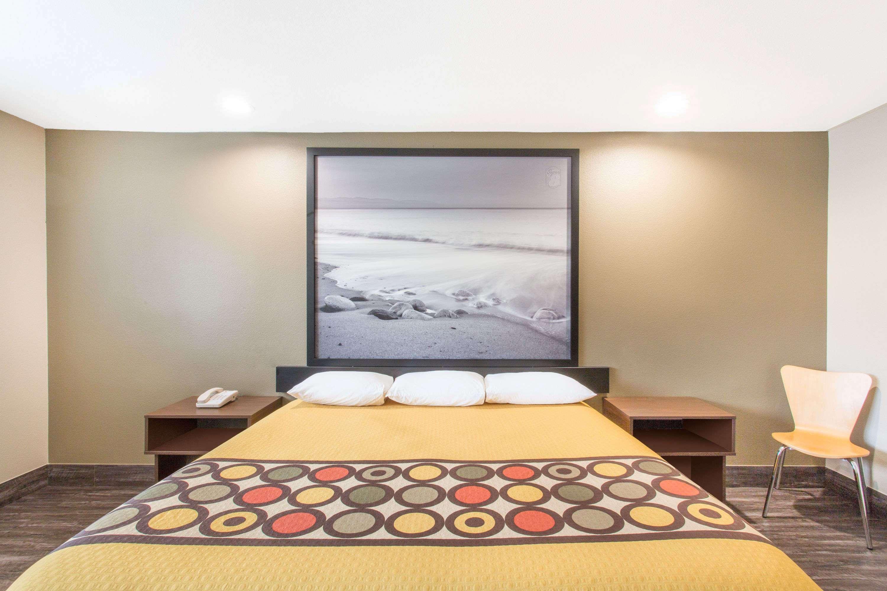 Super 8 By Wyndham National City Chula Vista Экстерьер фото