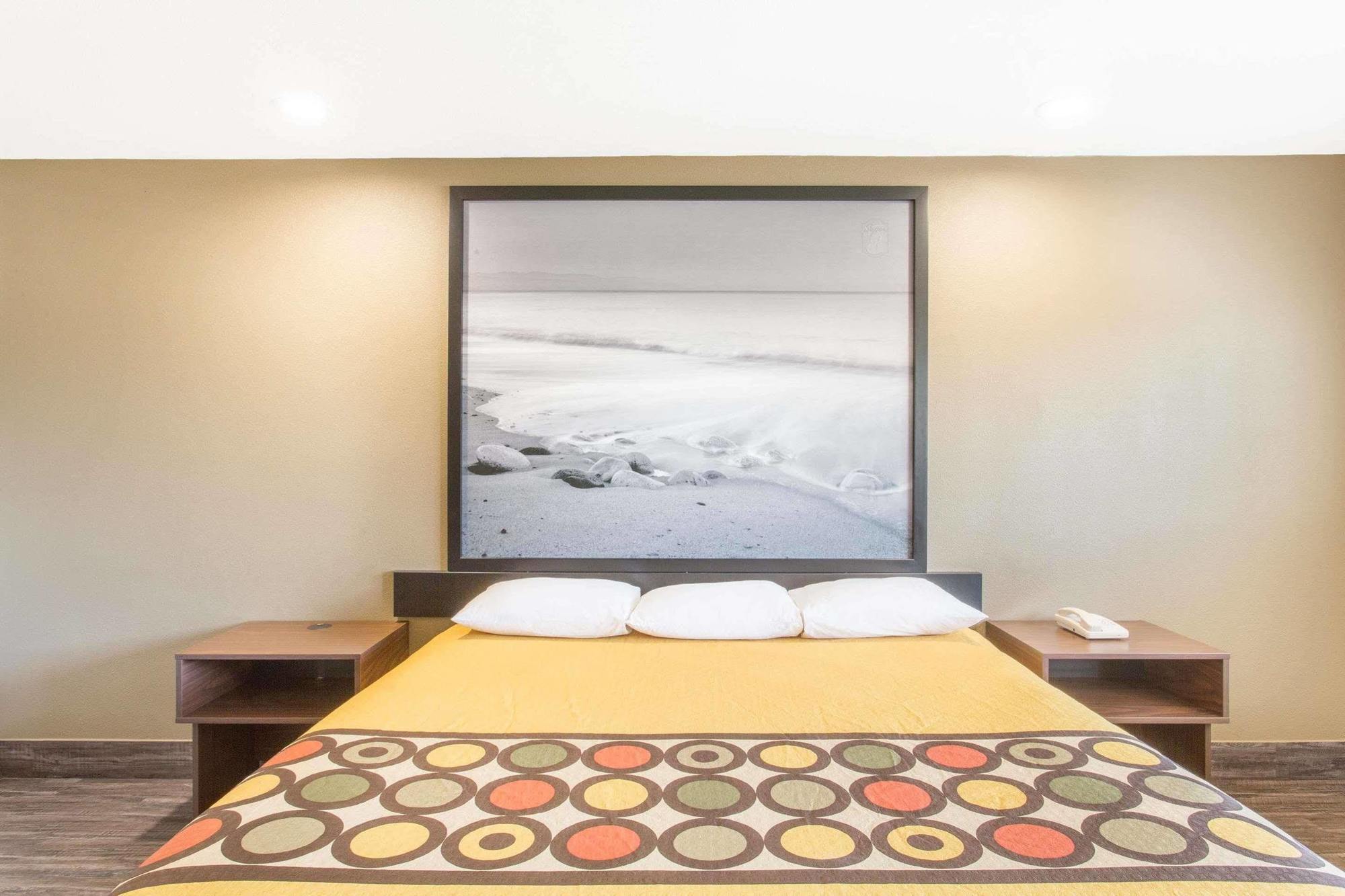 Super 8 By Wyndham National City Chula Vista Экстерьер фото